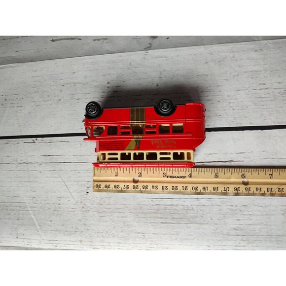 New York Statue of Liberty Double Decker Bus toy model closed top - Picture 7 of 7